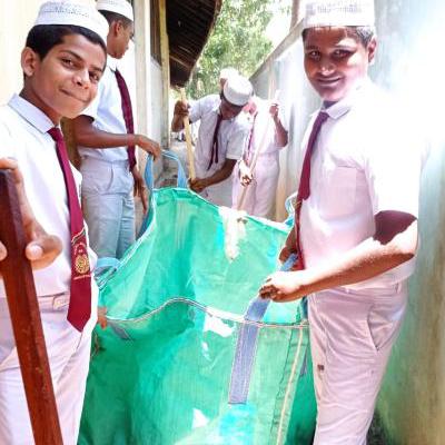 1661842453901 Y Thumb